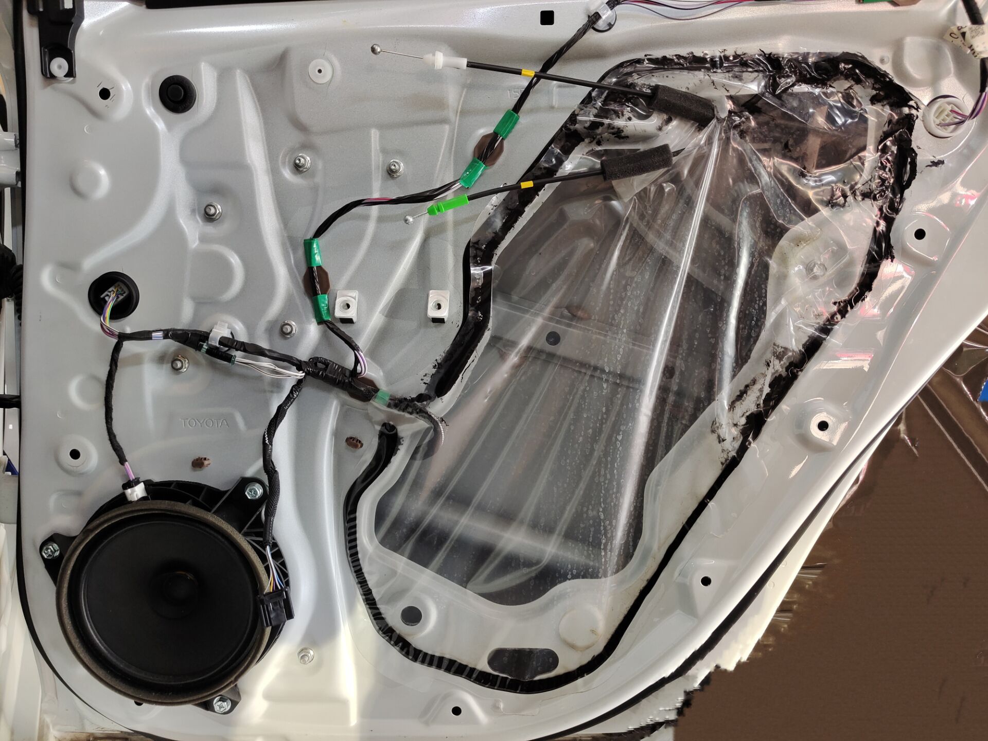 丰田雷凌音响简单升级,丰田雷凌音响调节最佳效果