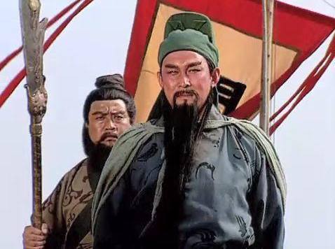 关羽为何只带五百校刀手,关羽的五百校刀手用的什么刀