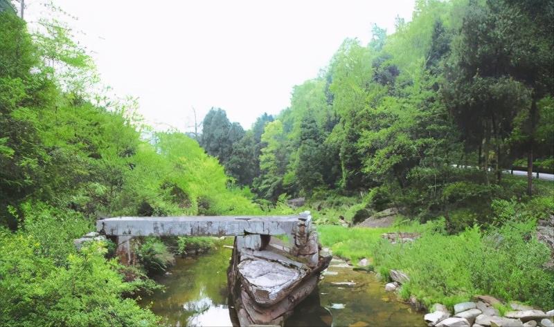 偏僻山村为何出现精美龙桥？传说有神龙出没，击退洪水守护山村