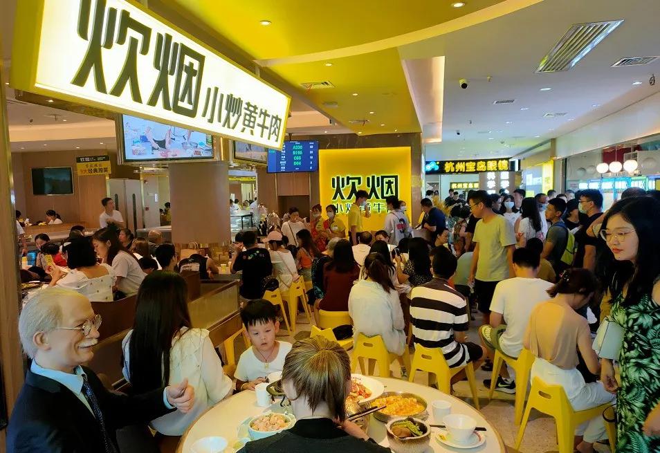 走进联合国的剁椒鱼头是什么鱼,走进联合国的小炒黄牛肉