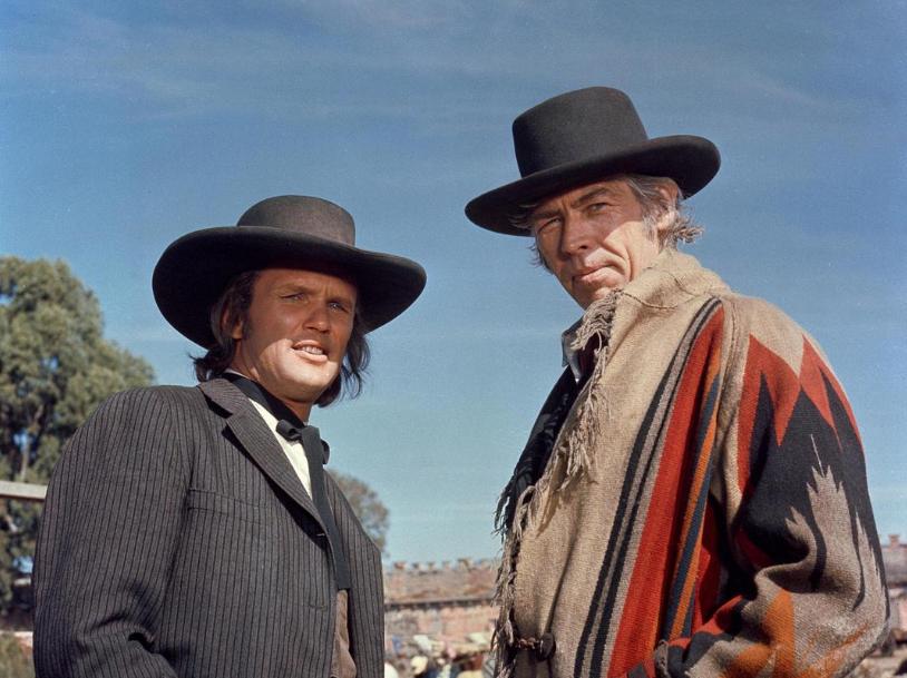 一张老照片非常珍贵,一张老照片百年来无人看懂