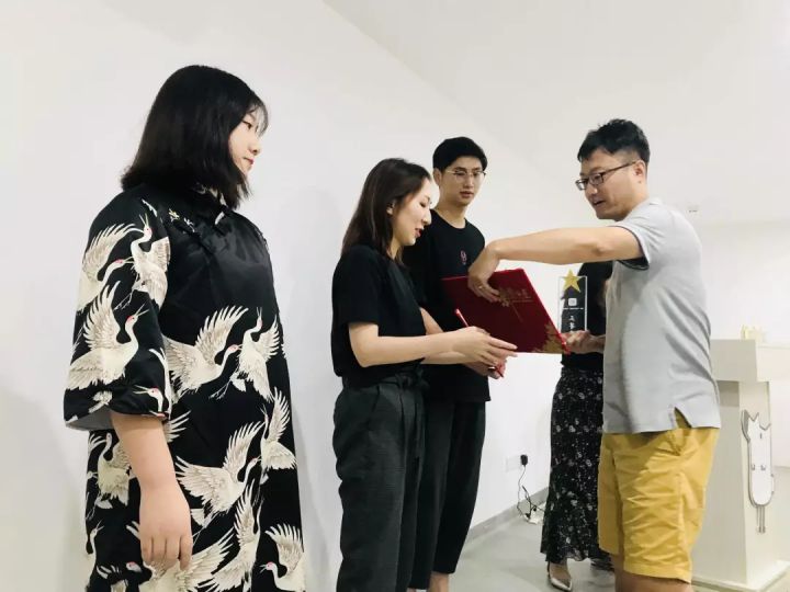 鍠滄姤铻嶅獟鑾峰緱澶у,鍠滄姤寰姣旇禌鍠滆幏浣崇哗