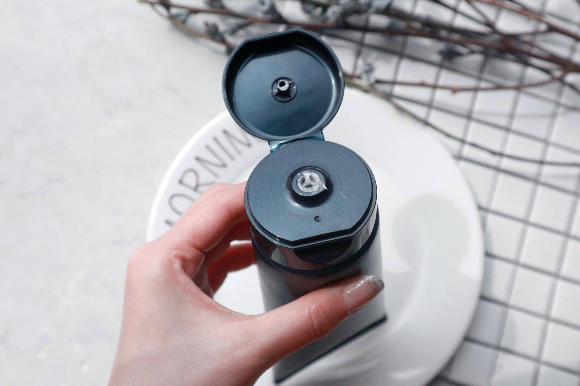 轻柔洁净水润焕颜洗面奶,深层清洁保湿洗面奶sk2