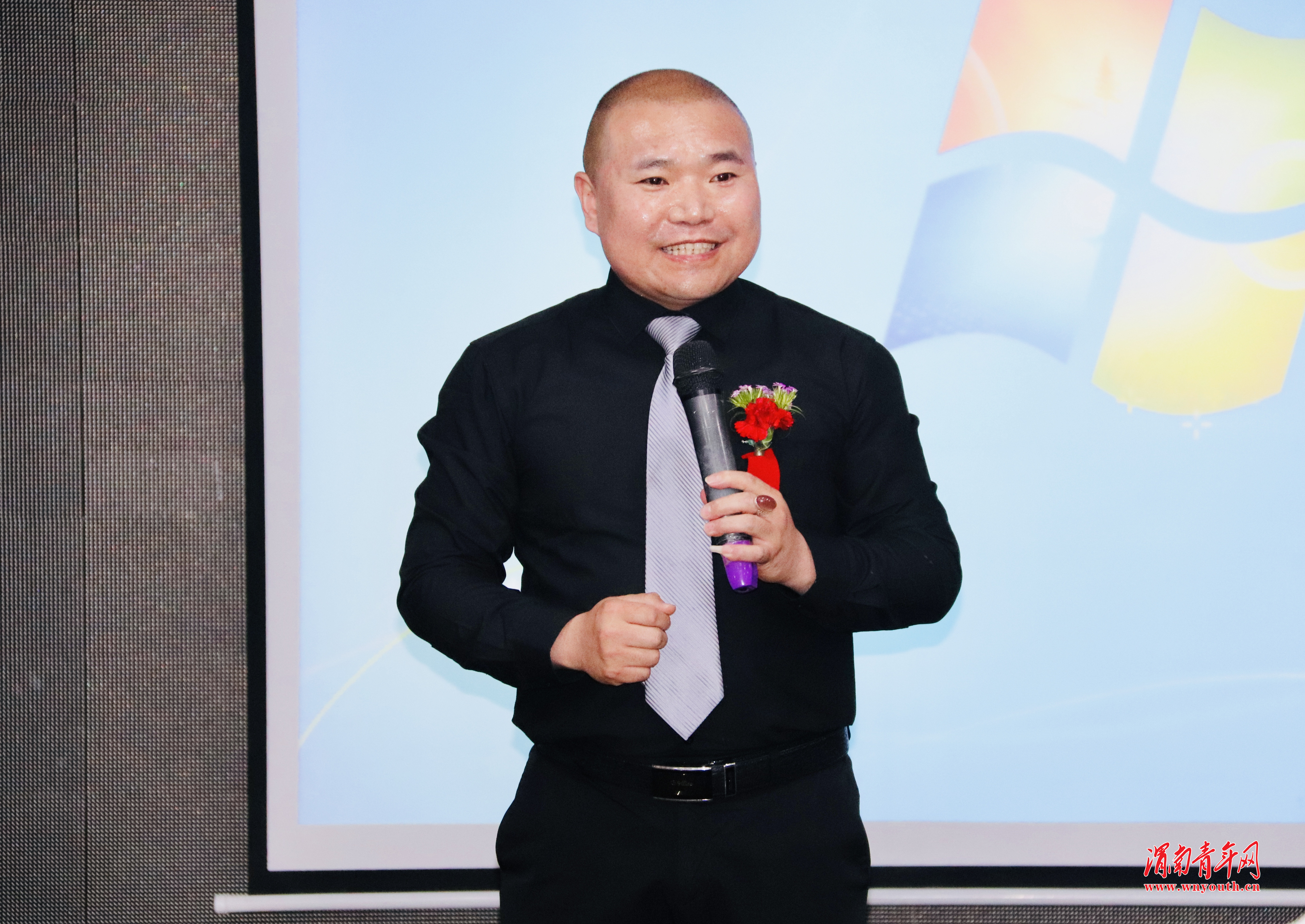 遇见多功能水能喷伤口吗,自身抗菌因子杀毒