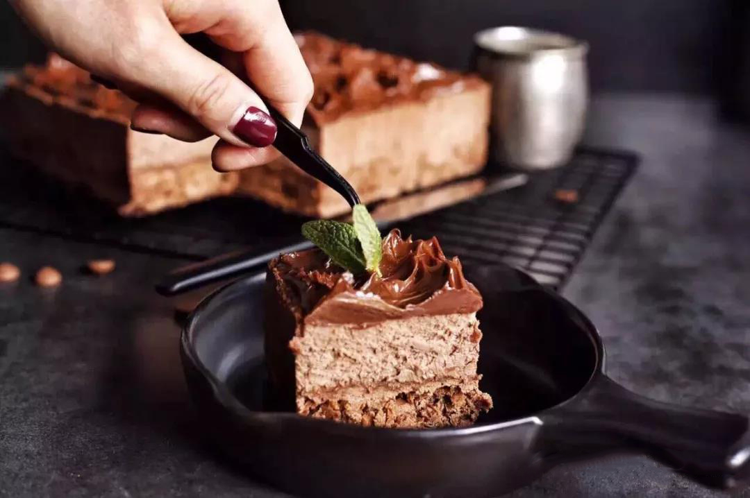 烘焙蛋糕店开店成本,开蛋糕烘焙店赚钱吗