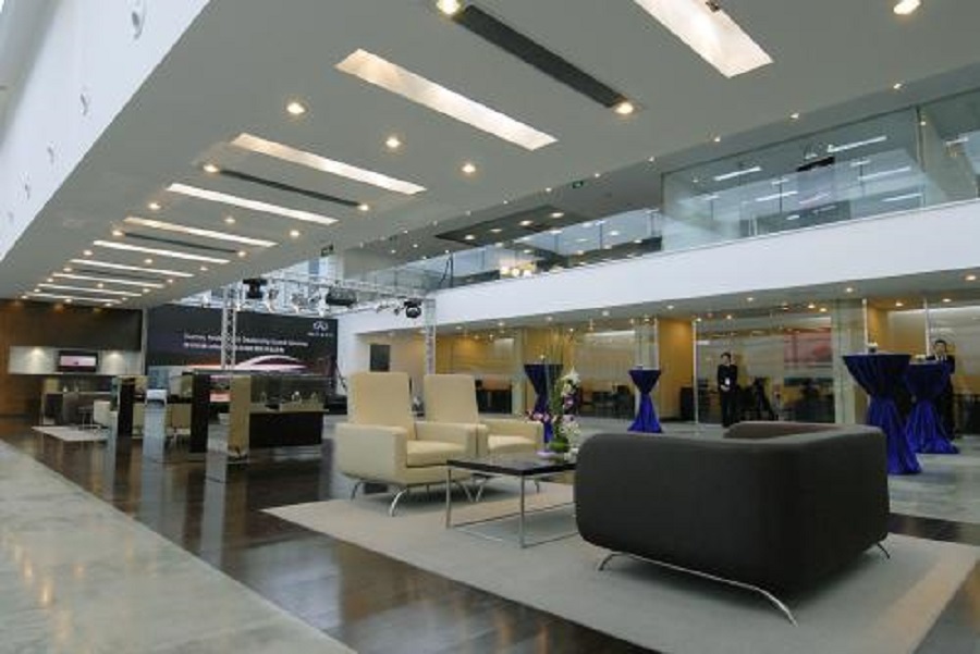 加价、亏损、躺赚、破产、退网、倒闭，4S店会被市场杀死吗？