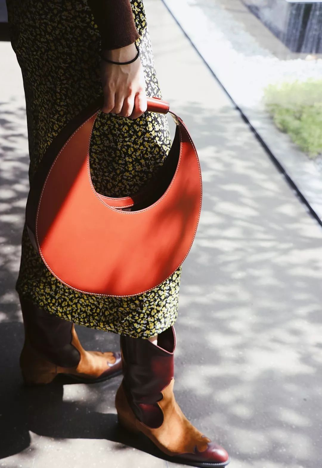 值得入手千元的包包,最值得买的十款轻奢包