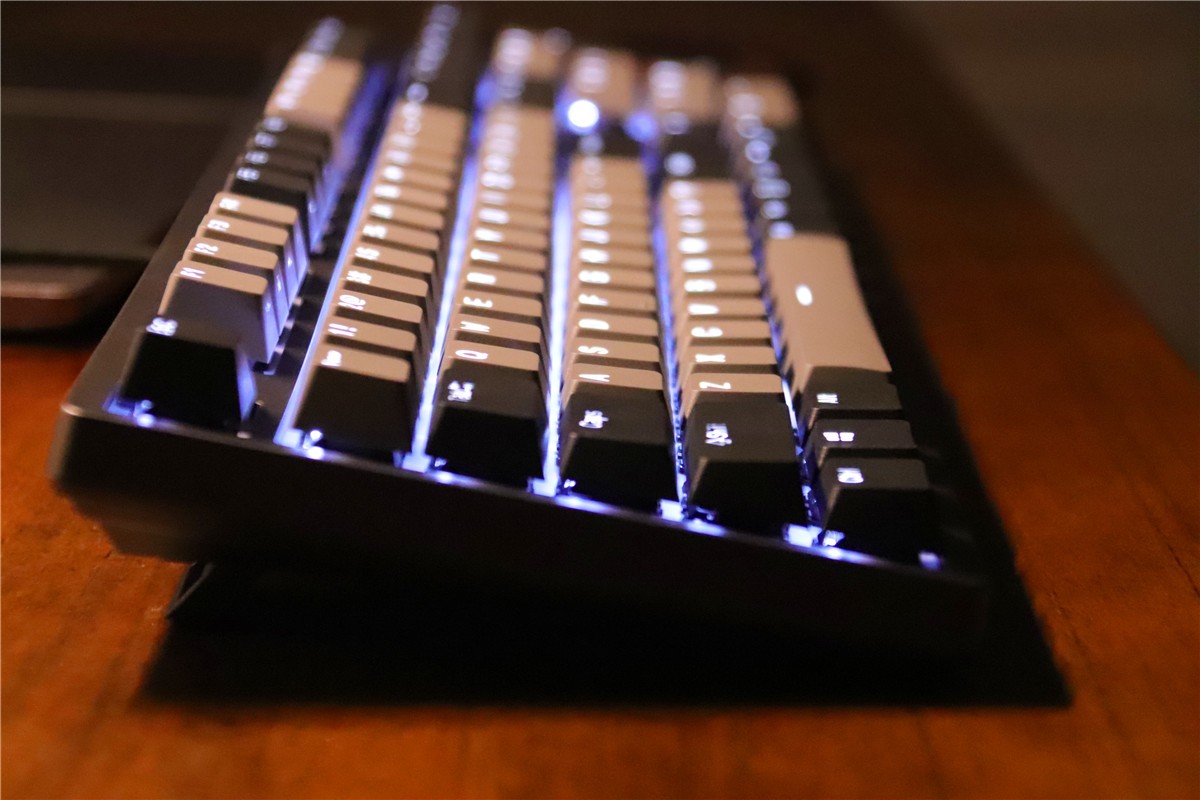 为什么键盘很好却不好用,为什么键盘那么重