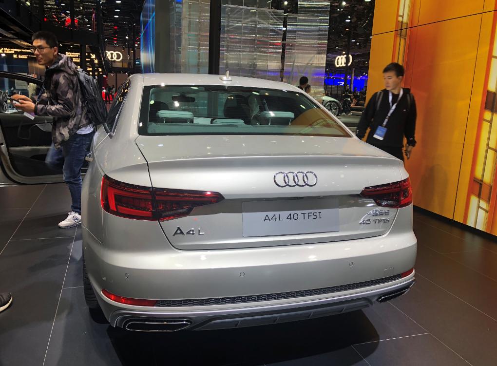 奥迪a4l2022款40四驱quattro,奥迪A4L优点跟缺点