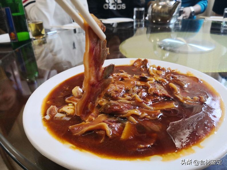 辽宁中医药大学附近隐匿一家清真饭店,小店不大味道可圈可点