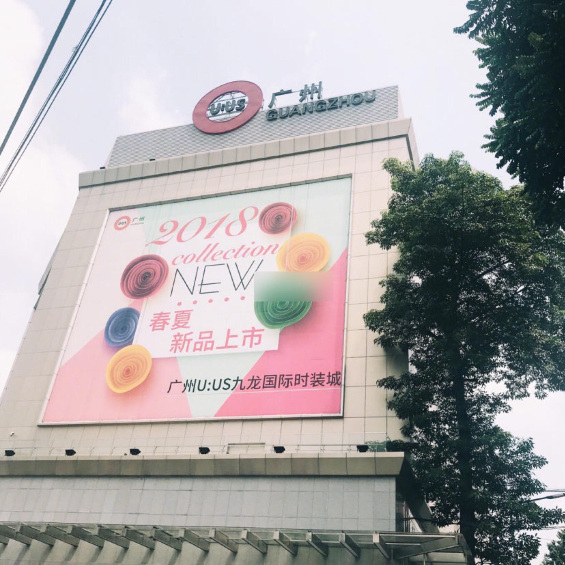 广州一批服装哪里拿货,广州尾货t恤拿货市场