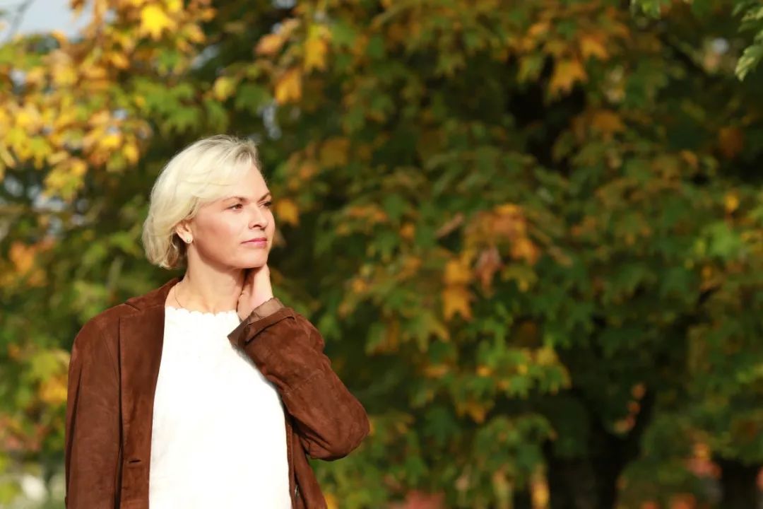 女性更年期子宫萎缩怎么调整饮食,更年期出汗饮食上需吃些什么