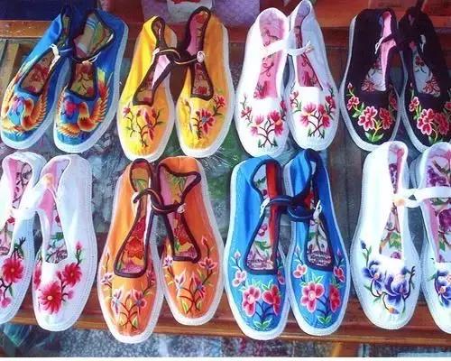 传统纯手工绣花鞋,41码手工绣花鞋