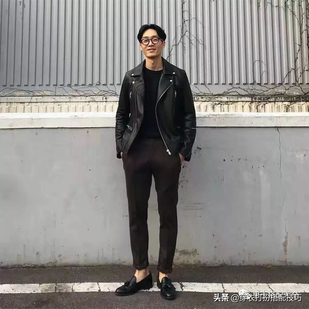 今日爆款男士皮衣春季138元,今年最流行的男青年穿真皮皮衣