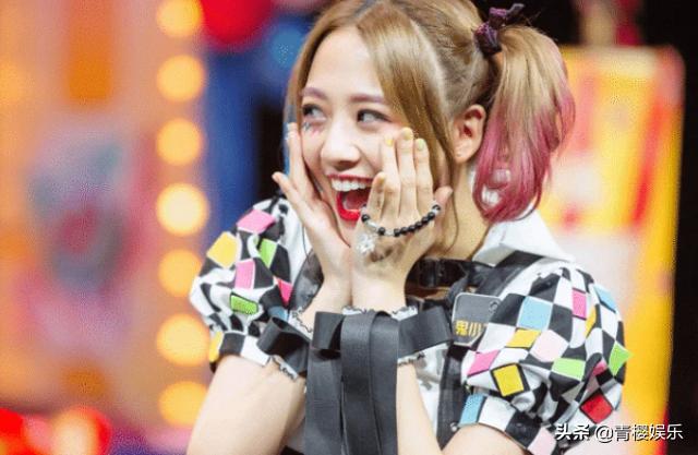 发言拉踩运动员,粉丝劝诫又被拉黑,31岁鬼鬼就只会扮可爱吗?