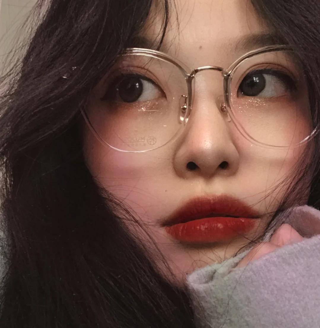 怎么选哪款镜框合适自己脸型,你适合戴哪种隐形的眼镜