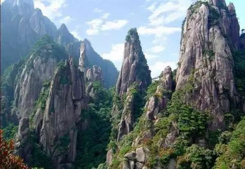 步*园春沁**韵，赋秦