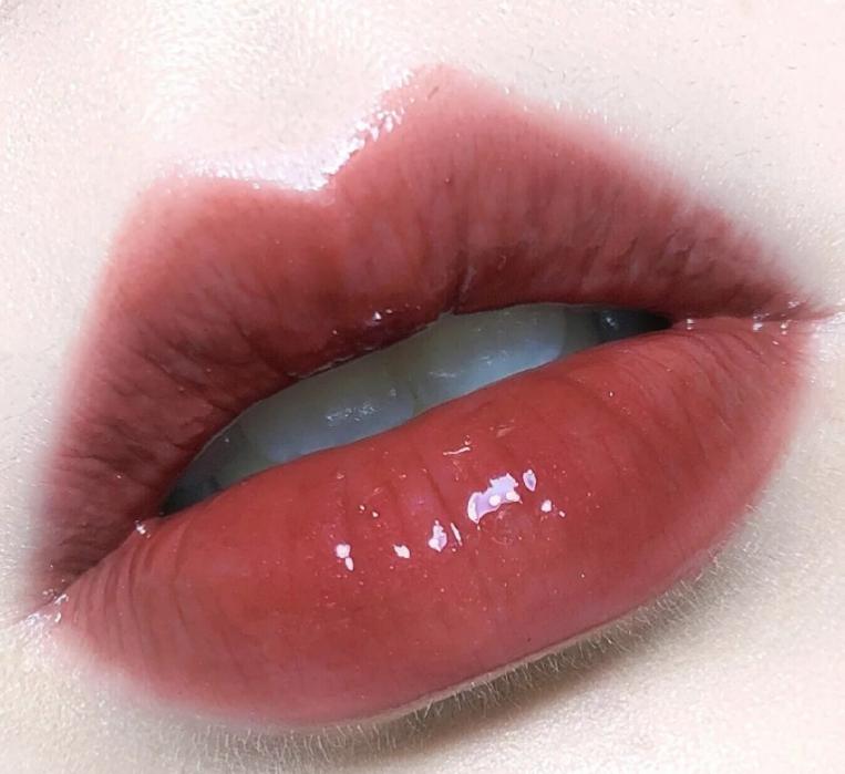 你曾经空管过的口红是什么色号？有了这支口红，再也不愿用别的了