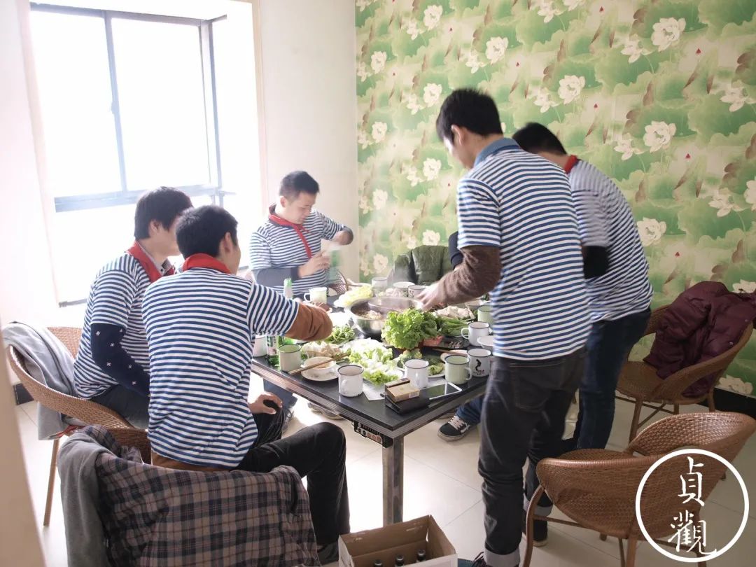 从西安回陕北县城做水电工的表弟，赚到钱了