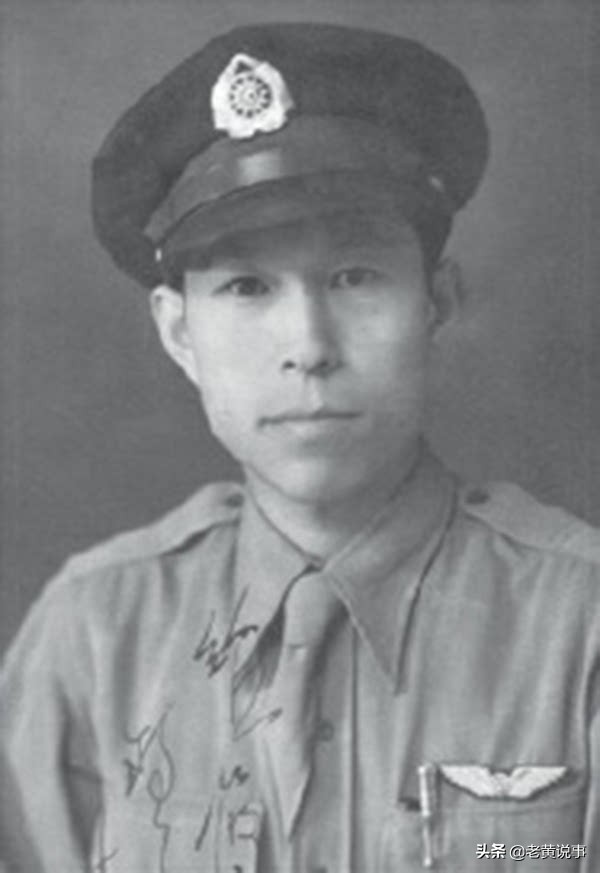击落日机8.5架的抗战英雄,92岁病逝美国,有个妹妹叫王光美