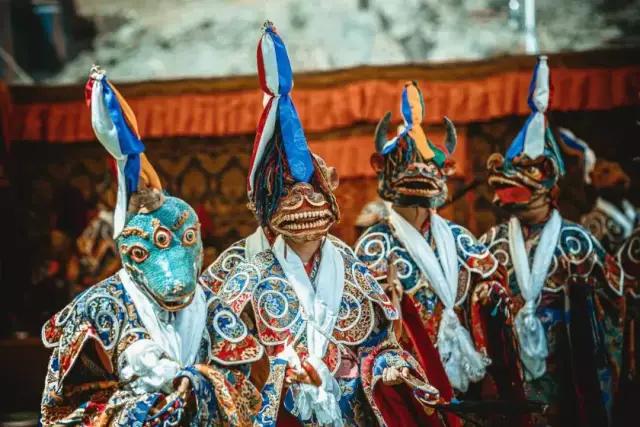 吉祥的藏历新年视频,西藏各地的藏历新年