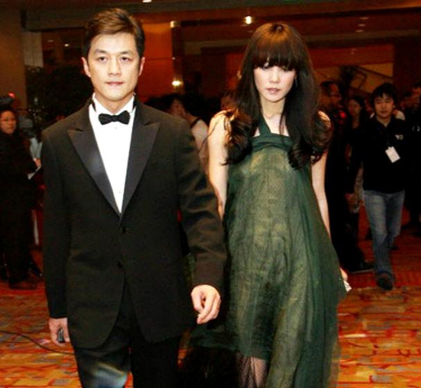 王菲刘涛背后的男人都是投资奇才,李亚鹏为四千万下跪,王珂破产