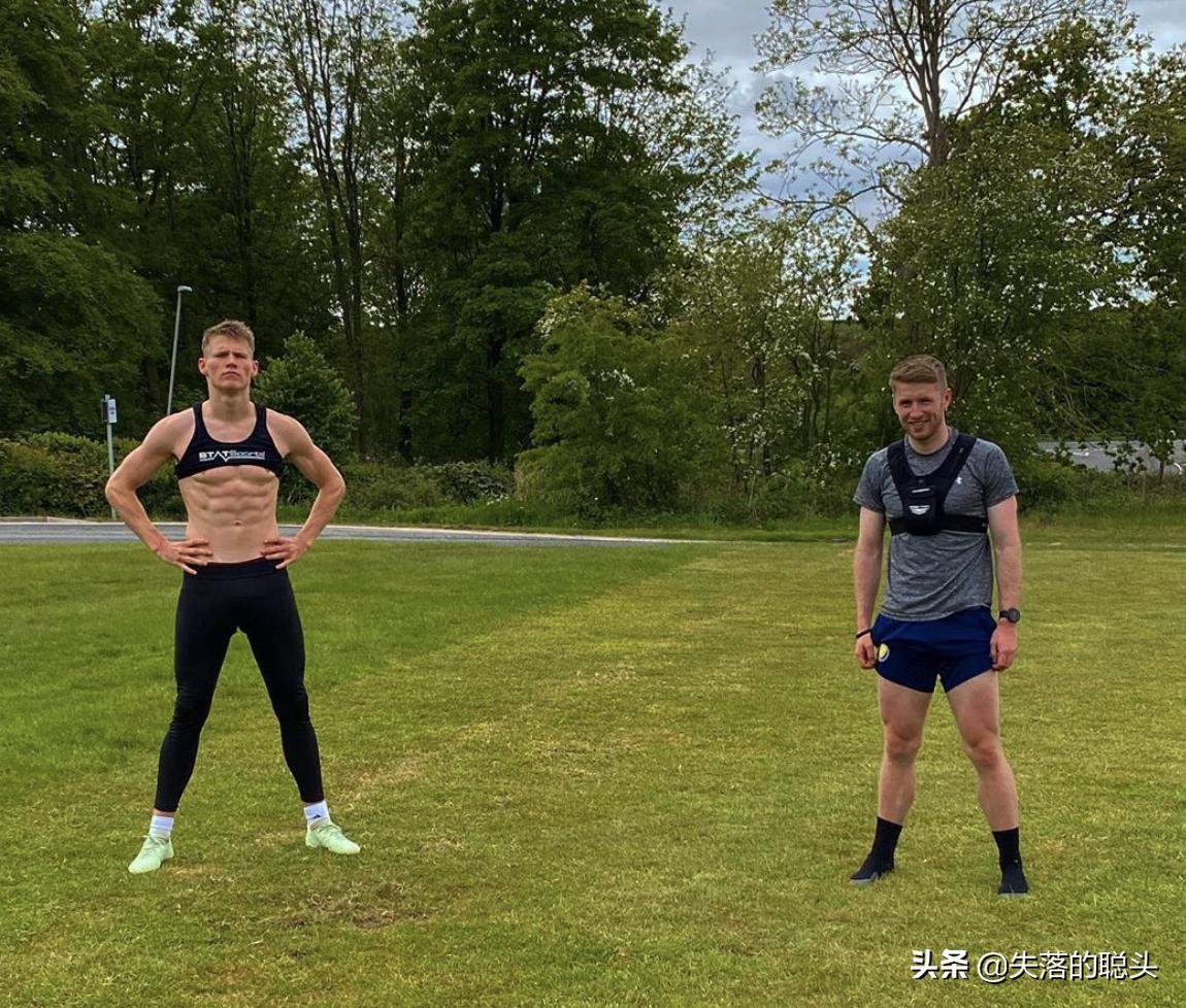 足球运动员增肌有什么弊端,足球运动员肌肉膨胀