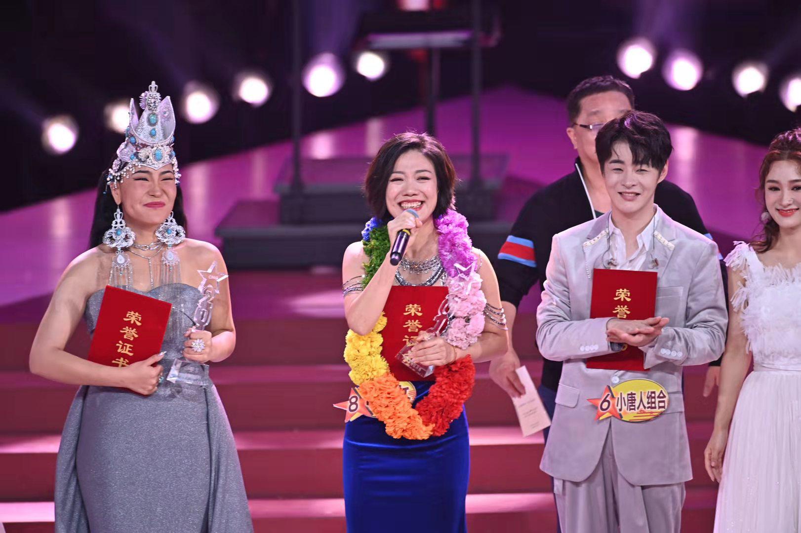 “香港旺角小龙女”龙婷,从香港街头唱到快手再登央视