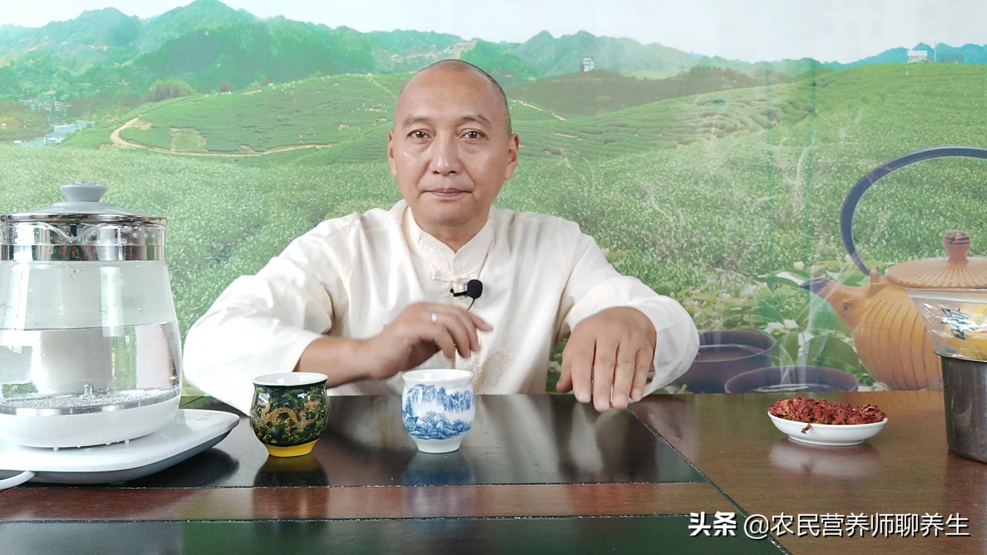 康乃馨茶泡水,泡一壶茶闻淡淡花香