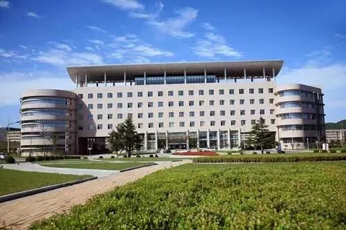 辽宁省高校(三十二)大连外国语大学