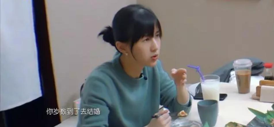 papi酱事件中的极端女权主义,女权主义papi酱孩子随父姓