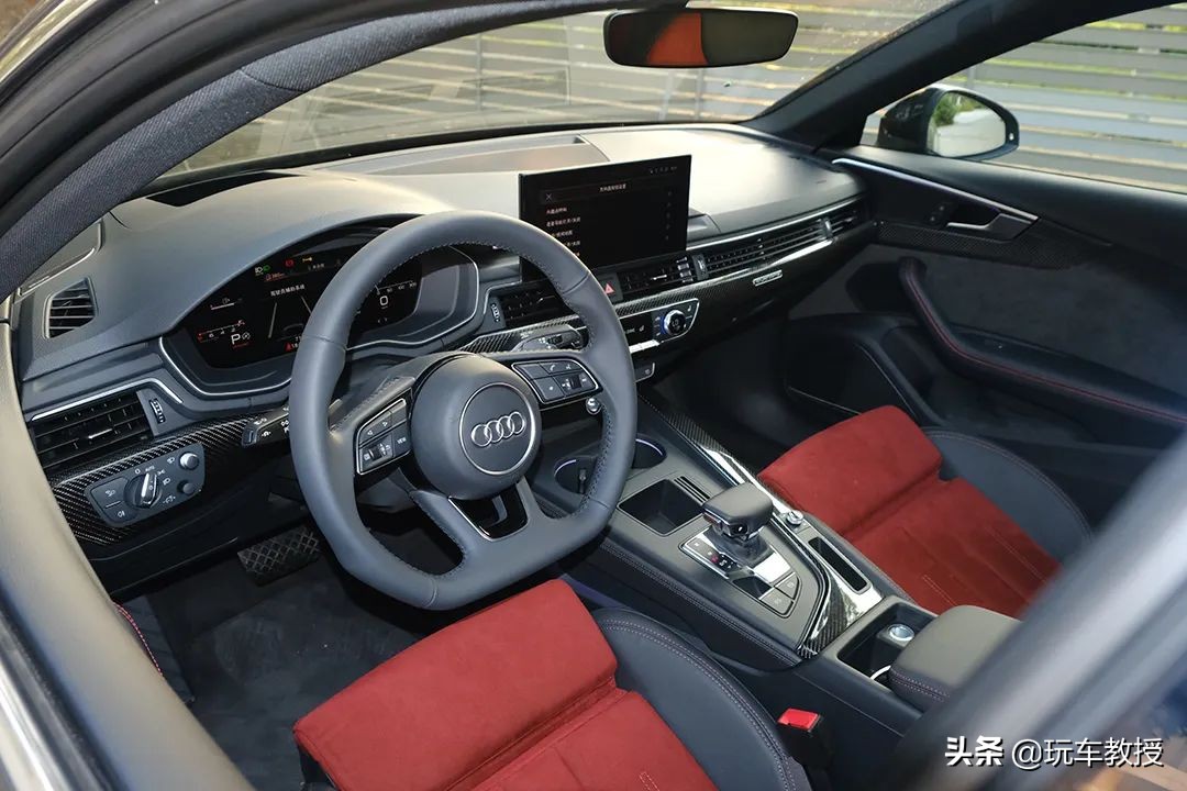 奥迪a4和特斯拉model3怎么选,特斯拉model3焕新版奥迪a4