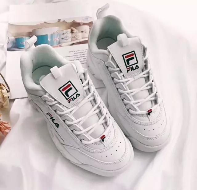 穿不了高跟鞋穿裙子搭配什么鞋,穿不了高跟穿不了裙子