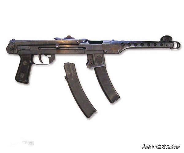 半夜,突然两声枪响,把我们吓醒了,老兵悄悄问我*弹子**上膛了没有