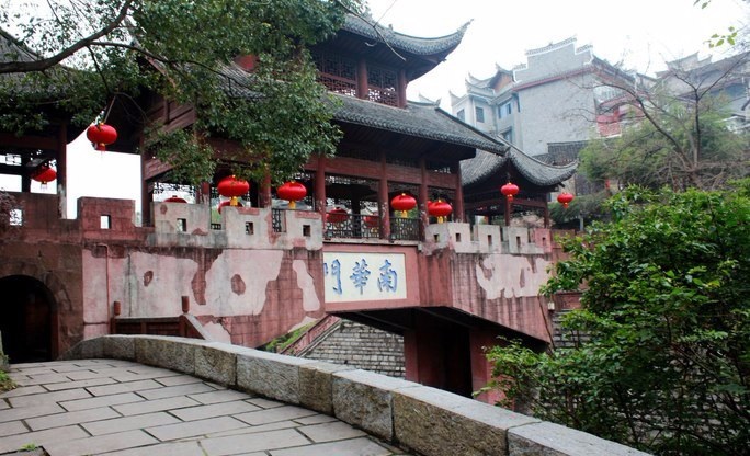 湘西凤凰县古城,湘西土家凤凰古城