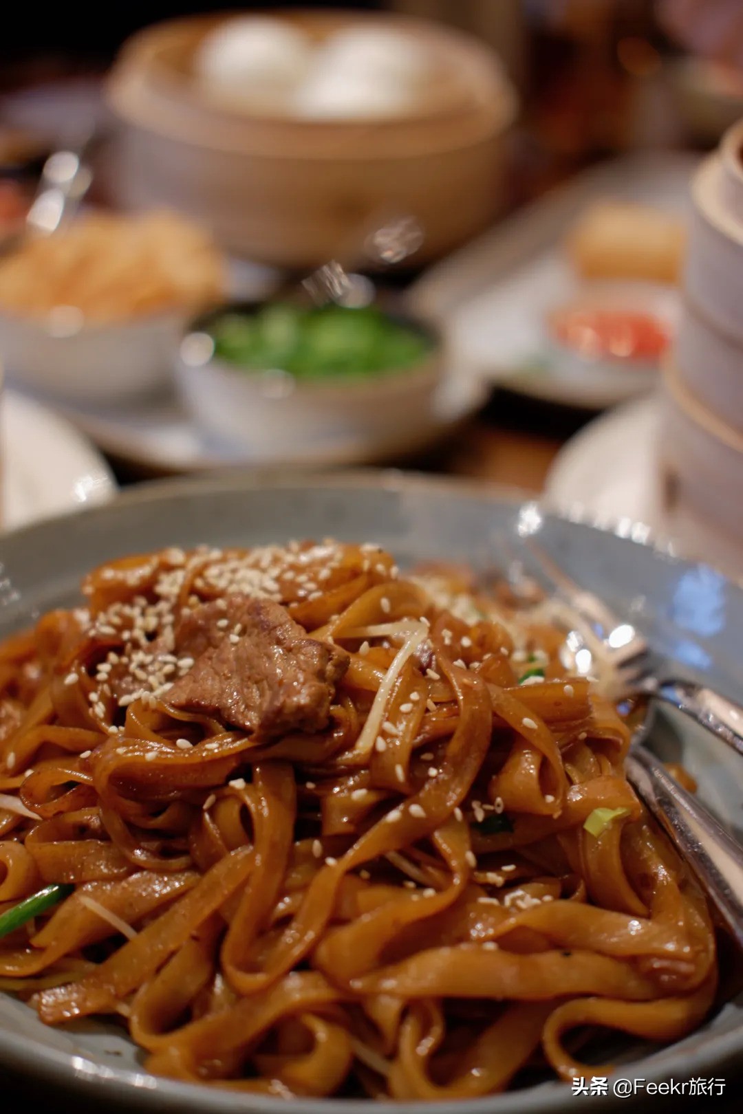 私藏菲律宾同款空中佛手，落胃美食从早吃到晚，这座广东小城该火