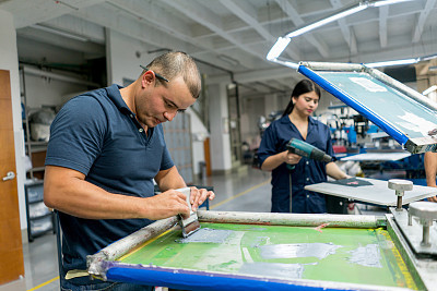 丝网印刷时油墨干得快怎么解决,丝网印刷问题及解决方法