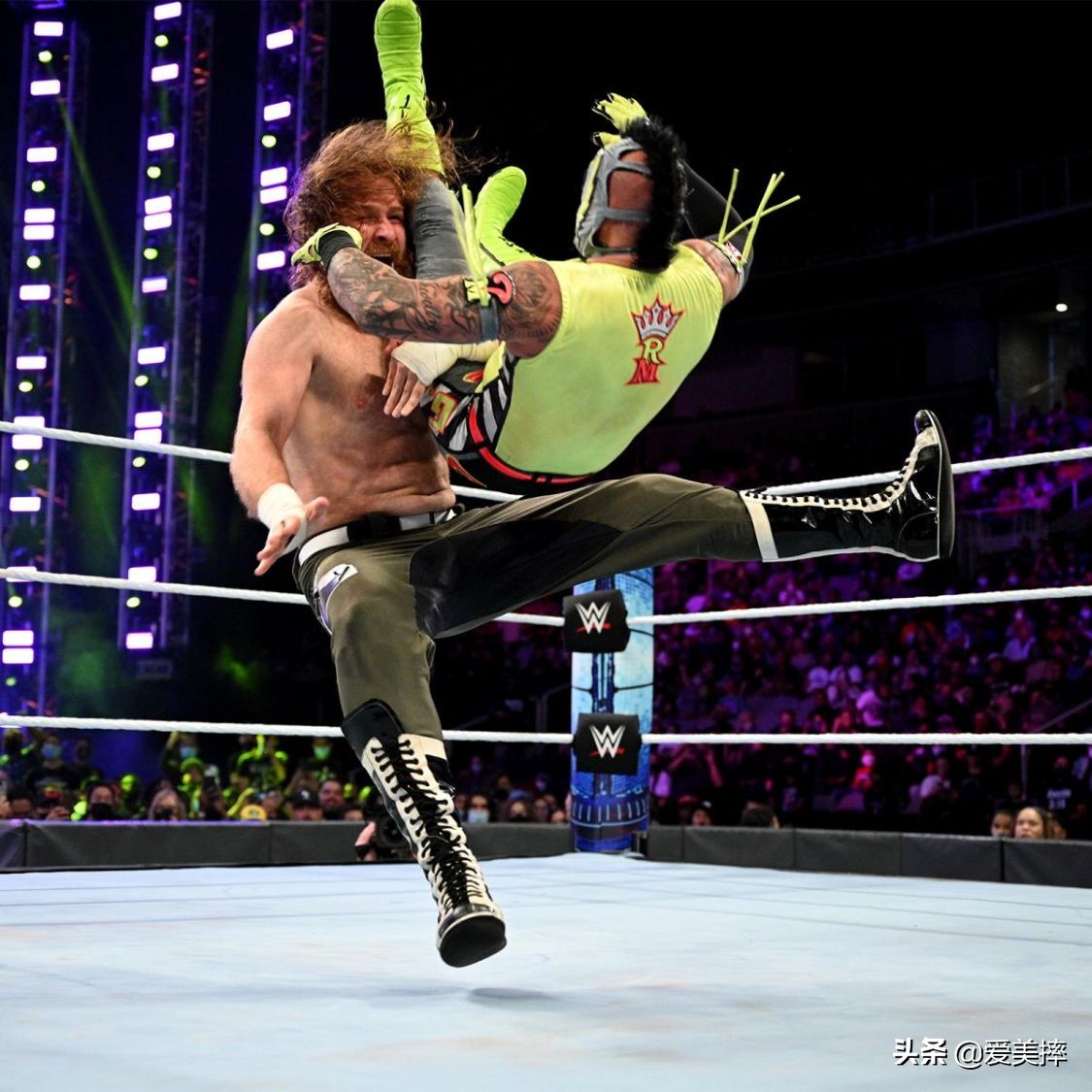 盘点wwe神秘人雷尔生涯名场面,雷尔破wwe纪录