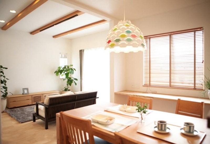 有房间不睡家长非要孩子睡客厅,有房间不睡非要睡沙发