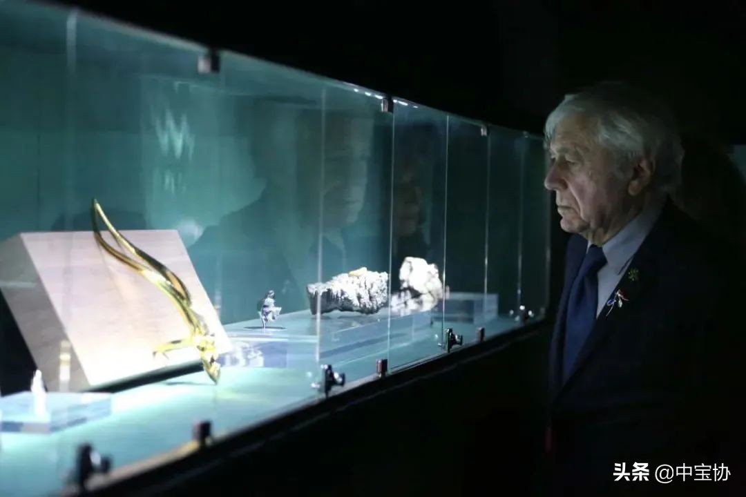 珠宝战疫大讲堂公益,全国抗击疫情大讲堂