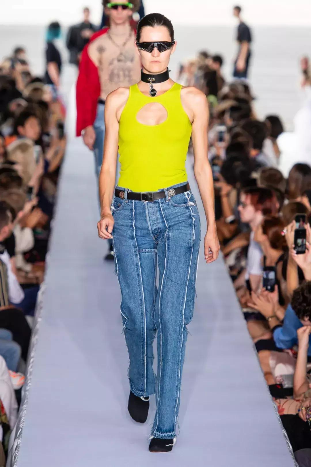 洋气破洞牛仔裤九分牛仔裤,回头率高的破洞牛仔裤