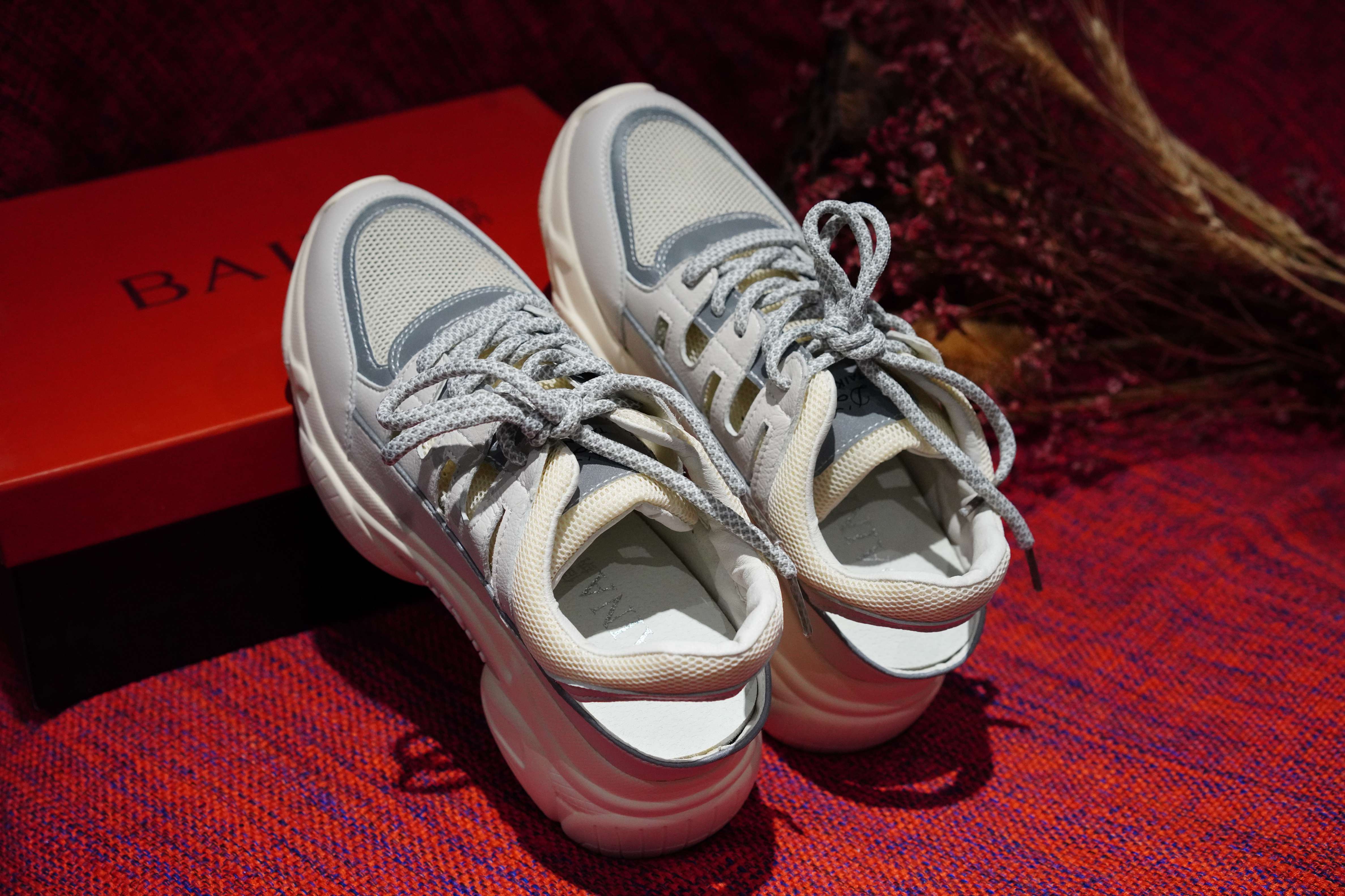 2020热门运动鞋,今年流行的6款女士休闲运动鞋