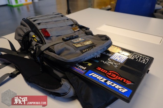 升级更全能LiiGear全新18L背包“章鱼老师”深度使用测评