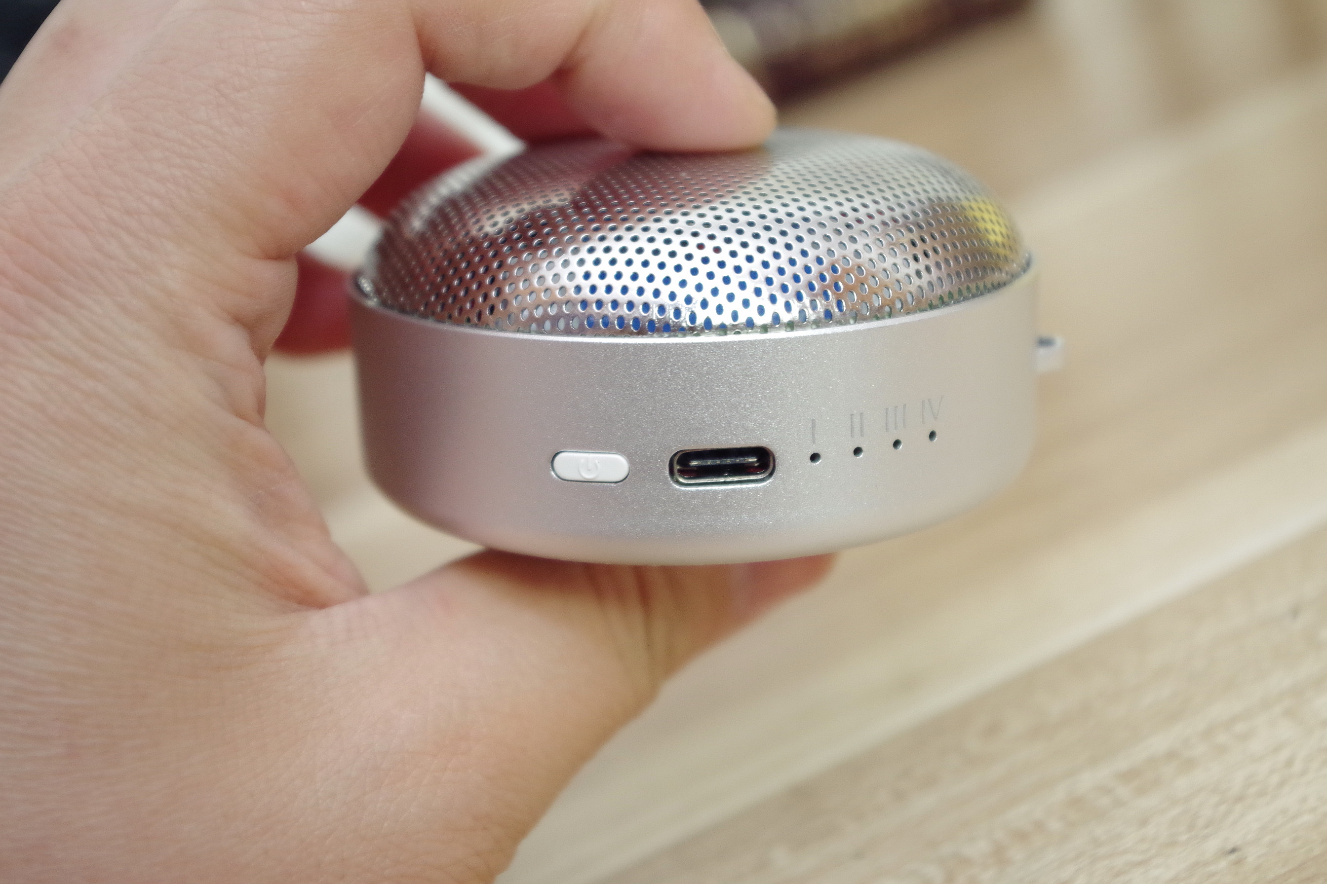 能装进口袋的蓝氧消毒除味器,小米会盯上吗?XTARAF1评测