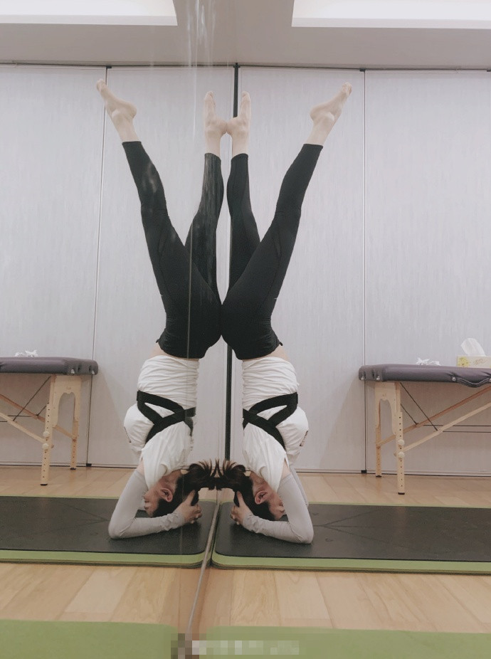 张馨月林峰照片,张馨月林峰和女儿