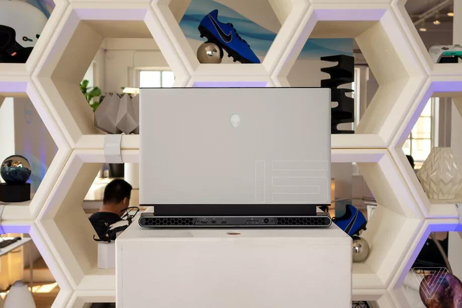 外星人m15r2扬声器没声音怎么设置,外星人笔记本m15跟m17r2的区别