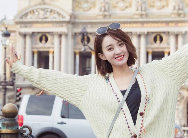 圆脸型与发型搭配女生,圆脸女生怎么通过发型来提升颜值