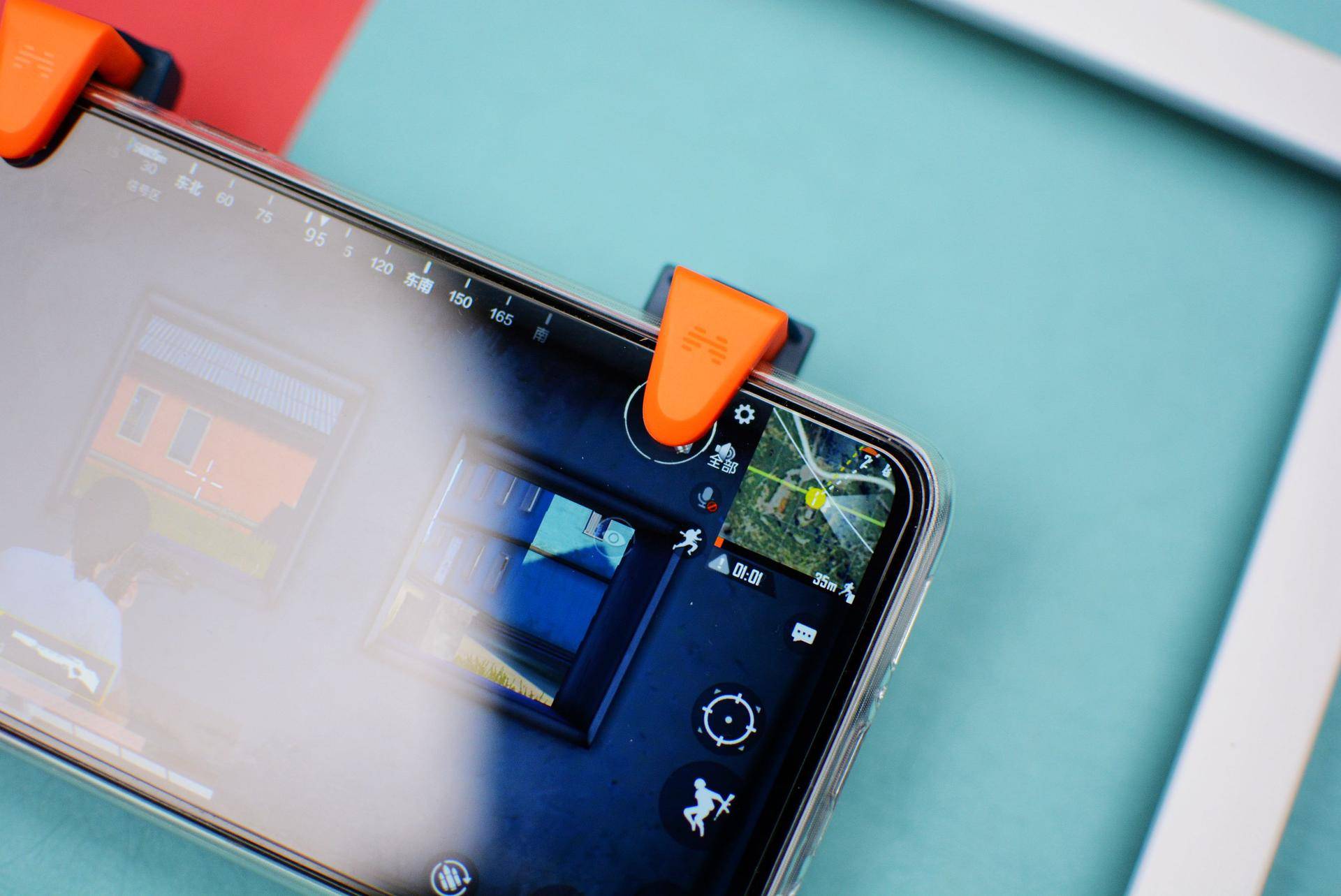 目前最适合玩和平精英的新手机,不用蓝牙就能玩和平精英