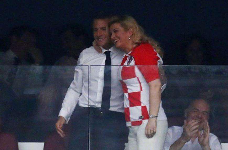 马克龙和普京的恩爱 (普京和马克龙夫妇)