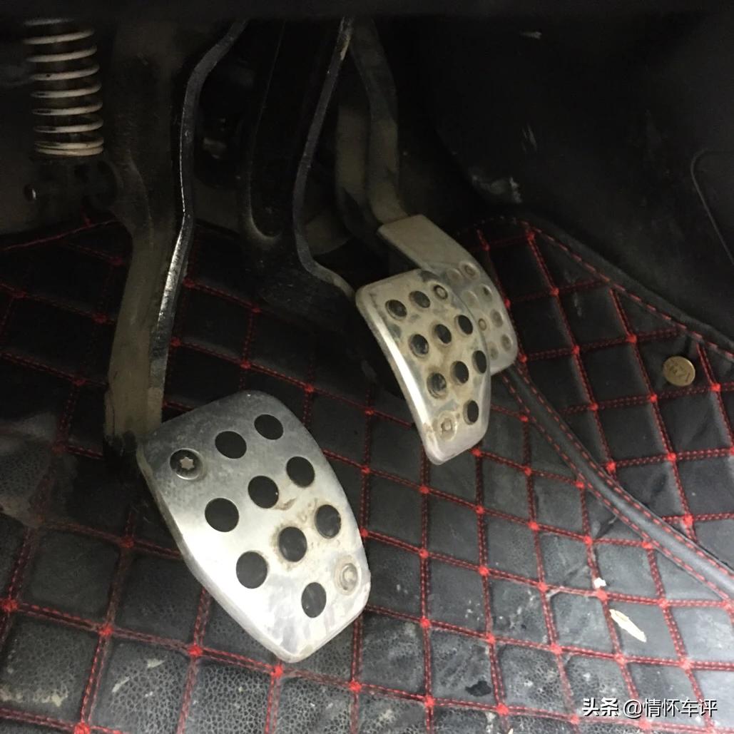 雪铁龙世嘉两厢手动2.0优缺点,18年雪铁龙世嘉手动挡值得买吗